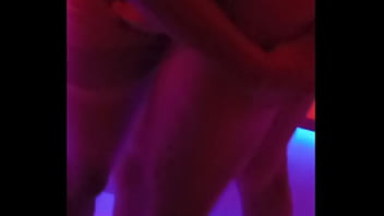 Preview 2 of Full Age Porn - Beijando o amante na frente do marido -  Doutora liberadaa