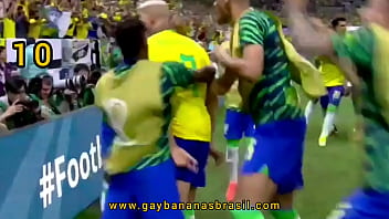 Preview 3 of Xxxvou - Malas e Rabas da Copa do Mundo 2022 - Gay Bananas Brasil