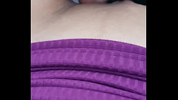 Preview 1 of Xxxage - Marido encontra esposa sem calcinha no sof&aacute_ e mete lenha