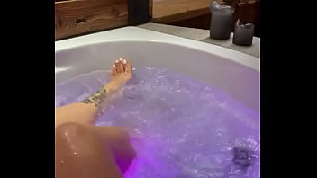 Preview 3 of Chamiyahindi Movie - Nuda in vasca ??#naked #sexy #feet #blonde
