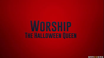 Preview 4 of Koria Xxx Video Hd - Worship The Halloween Queen - Siri Dahl / Brazzers  / stream full from www.zzfull.com/pair