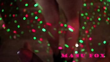 Preview 1 of Japanese Rape And Fill Creampie - Dando a bucetinha no pole dance da boate
