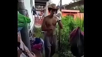 Preview 2 of Videos3xxx Com - Joven profeta llega a casa cachondo y le pregunta a su mujer si lavo los trastes (Termina mis&oacute_gino )