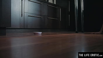 Preview 1 of Shake Ng Big Booobs - Kinky kitty with a butt plug for a tail will masturbate for you