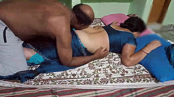 Preview 3 of Molly Janes Xxx - Hot and Sexy wife enjoying sex with boyfriend