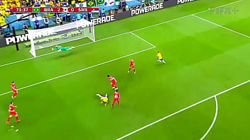 Preview 3 of Bunny Bleh - RICHARLISON FUDENDO A SERVIA ENFIOU AS DUAS BOLAS
