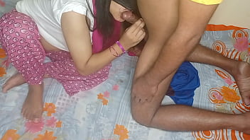 Preview 2 of Indian Xxxsexvideo - सौतेले भाई ने सौतेली बहन को ब्लैकमेल करके जबरदस्त चुदाई किया जब घर में कोई नहीं था