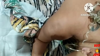 Preview 1 of Sofiya Adams - MARIDO VEM COM A ESPOSA DE SAO PAULO, ELE NO TELEFONE BOLT JONES QUERO IR PRA SUA CASA EM COPACABANA E RASGUE O CU DA MINHA ESPOSA COMO VOC&Ecirc_ FAZ NOS FILMES.