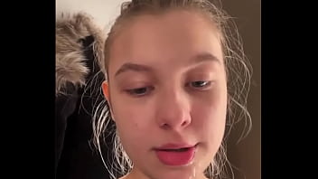 Preview 4 of Xxxxxviod Donlod - Blowjob in the Changing room