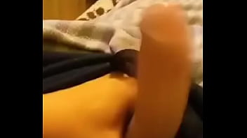 Preview 1 of Big Tight Boob - Jugando con mi tula
