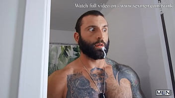 Preview 2 of Les Putains Du Baron French - Booty To The Ground / MEN / Markus Kage,  Edward Terrant  / stream full at  www.sexmen.com/twink