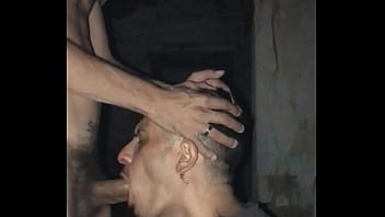 Preview 3 of Ariella Ferrari Mom Boob - Eu e meu namorado estamos voltando pra casa e decidimos fuder na linha do trem