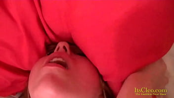 Preview 4 of Girls Momi Xhub Com - Its Cleo And Annie Knight Play With A Vibrator And Have Double Orgasm!