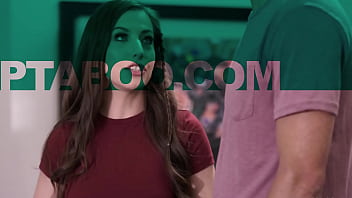 Preview 1 of Madre Follada Por Hijo - Too Close For Comfort Jennifer White,  Lucas Frost,  Spencer Bradley