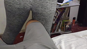 Preview 1 of Desi Sexi Vedeo - This MILF knows how to work her ass