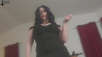 Preview 1 of In Die Fotze Abspritzen - Thigh High Boots and Strapon Worship Jane Judge