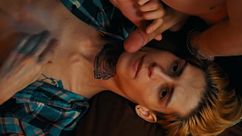 Preview 4 of Hottest 2019 - British guy gets dick to mounth