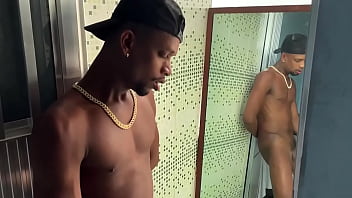 Preview 2 of Forced Bi Sissy Trainer - Dotado brasileiro em sua casa acordou pra bater uma punheta