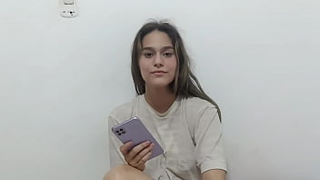 Preview 1 of Wideo Sex - mi hermanastro me da una deliciosa mamada de co&ntilde_o (parte 1)