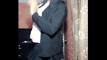 Preview 1 of Rajasthan Sexxvidio - La maestra Liseth con su sexy vestido,  se desnuda,  masturba y pasa su semen por sus labios