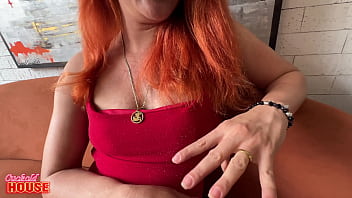 Preview 1 of Parfact Girl Sex - Casada insaci&aacute_vel dando o c&uacute_ na Cuckold House com permiss&atilde_o do esposo