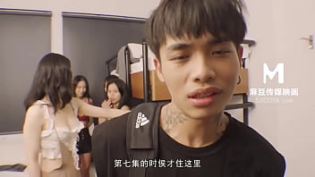 Preview 1 of Qiz Buzish - Trailer-Horny Hostel-Persuade Male Roommate With Sex-YI Nuo-MDHT-0019-Best Original Asia Porn Video