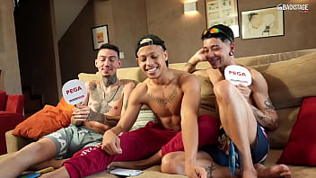 Preview 4 of Mom Son Taboo Film - Bastidores - Ed Oliveira &amp_ Fabriccio &amp_ Lucas Ferrari - Bareback (Broderagem)