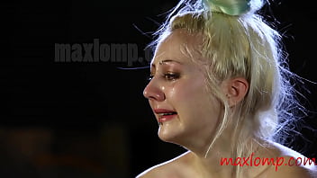 Preview 2 of Sexi Student Girl - Hot Blonde Cannot Handle Pain