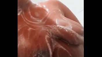 Preview 3 of Scatqueens Michelle - Soapy tits
