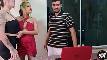 Preview 1 of Swiming Rap Arabia - El novio de mi amiga necesitaba un poco de aliento en su matrimonio (subt&iacute_tulos en espa&ntilde_ol)