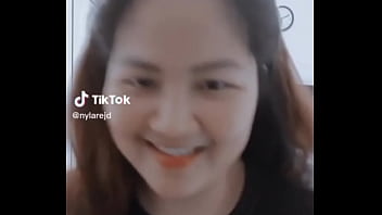 Preview 1 of Mom And Mason - filipino maid