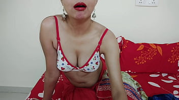 Preview 4 of Unsatisfied Mom And Stepson - ससुर जी ने जवान बहु को चोदकर अपनी हवस की प्यास बुझाई saarabhabhi6 in Hindi audio