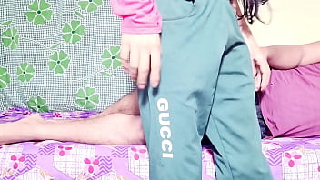 Preview 1 of Film Erotic Complet - इतना जोर से मत चोदो मेरी चूत फट जायेगी प्लीजlहिंदी सेक्सl