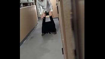Preview 3 of Hijab Burqa Porn - 変態廊下露出　【朱音もみじ】