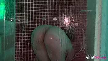 Preview 2 of Bariking Xnxx - Novinha de bunda grande depois do banho fez um boquete no seu f&atilde_