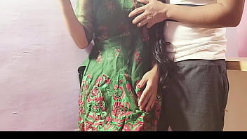 Preview 1 of Sara Jay Marriage - अकेली लड़की अपने यार के साथ मस्ती करते हुए पकड़ी गहीं