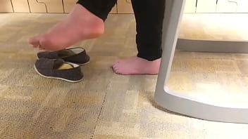 Preview 3 of Spain Xxx Taxis - candid feet