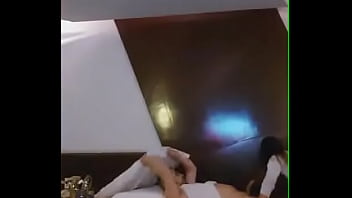 Preview 3 of Busty Mom Lesbian - Mi cu&ntilde_ada se inca y me pega una rica mamada