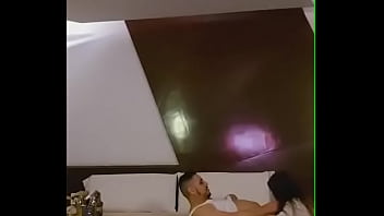 Preview 1 of Busty Mom Lesbian - Mi cu&ntilde_ada se inca y me pega una rica mamada