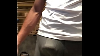 Preview 2 of Pissing Gay Teen Boy - Bulge visible au MacDo