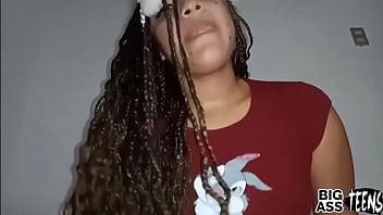 Preview 4 of Suster Cantik Bokep - Comparto habitacion con mi hermanastra fue la mejor noche de mi vida