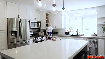 Preview 2 of Sex Hot Movi - Viral fuck of Joshua Lewis and stepmom Charli Phoenix