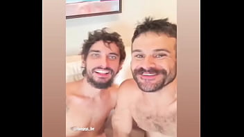 Preview 3 of Fmm Orgy - Valeu del&iacute_cia fernando brutto ?