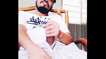 Preview 3 of Virgin Xxxvidio - Me voy poniendo duro