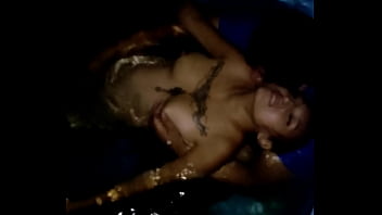 Preview 1 of Sex Stories In Tamil - De fiesta en una piscina acabo cogiendo con amigo mientras mi esposo graba