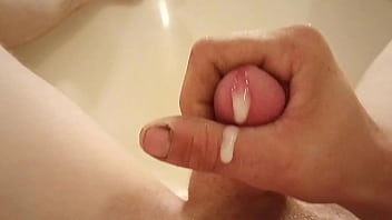 Preview 3 of Pusi Oparesan - Country slim solo cumshot in bathtub