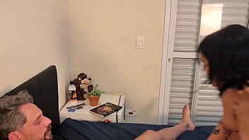 Preview 3 of Lasing Porn - Treinador do LOL ve E-girl perdendo no jogo e como castigo arromba a bucetinha dela sem d&oacute_ COMPLETO NO SHEER/RED