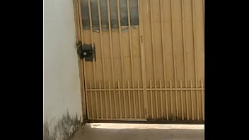 Preview 1 of Pujari Bf - OLHA O G&Aacute_S!!! Filmei escondido,  Dei gostoso pro vendedor de g&aacute_s,  gozou na minha boca e foi embora.