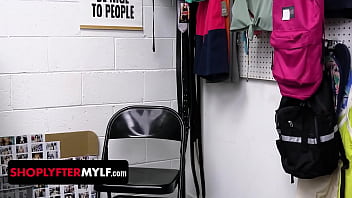Preview 1 of Sex Tamil In Home - Unemployed Milf Alexis Malone Bangs The Security Officer For Pair Of Earrings - Shoplyfter Mylf