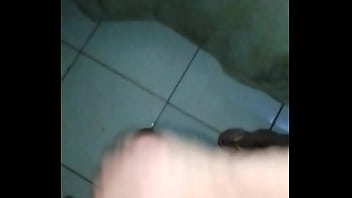 Preview 3 of Sonc Fuck Mom - se nos corta la luz y asi nos divertimos con paja y masturbacion mutua hasta el final
